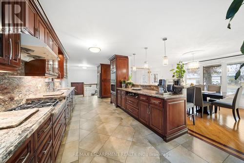 1045 Bloor Street, Mississauga, ON 