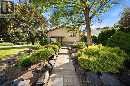 1045 Bloor Street, Mississauga, ON 