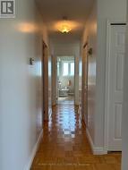 hallway to bedrooms and bathroom - 