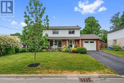 39 HOLDEN AVENUE Norfolk, ON N3Y 4E4