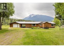 8210 S 5 HIGHWAY Valemount, BC V0E 2Z0