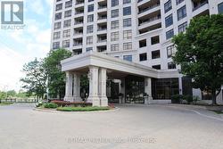 1506 - 9225 JANE STREET Vaughan, ON L6A 0J7