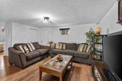 Family Room - 