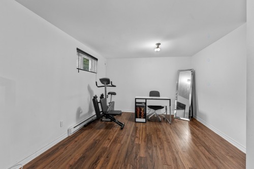 Salle familiale - 2542 Rue Carnac, Mascouche, QC 