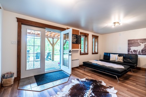 Salle familiale - 259 Ch. Du Lac-Des-Cornes, Chute-Saint-Philippe, QC 