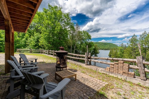 Vue sur l'eau - 259 Ch. Du Lac-Des-Cornes, Chute-Saint-Philippe, QC 