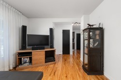 Salon - 