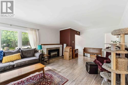 21 Sheridan Lane, Hamilton, ON 