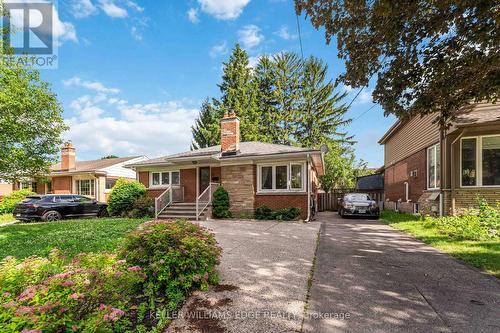 21 Sheridan Lane, Hamilton, ON 