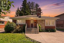 21 SHERIDAN LANE Hamilton, ON L8S 2N3