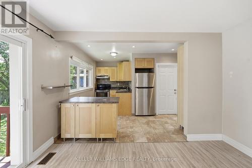 21 Sheridan Lane, Hamilton, ON 
