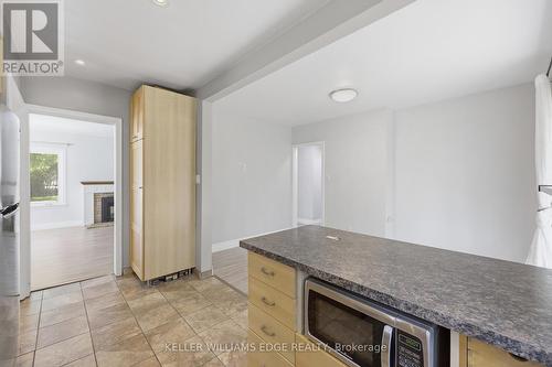 21 Sheridan Lane, Hamilton, ON 