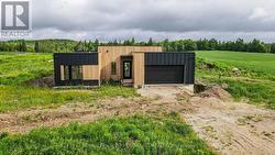 9694 6 7 NOTTAWASAGA SIDE ROAD  Clearview, ON L0M 1G0