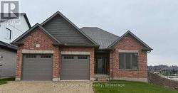 25 AVERY PLACE Perth East (Milverton), ON N0K 1M0