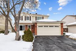 1090 CHABLIS PARKWAY Ottawa, ON K1C 2T5