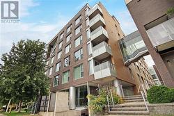 611 - 300 LETT STREET  Ottawa, ON K1R 0A8