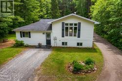 95 CLEARWATER LAKE ROAD Huntsville (Stephenson), ON P0B 1L0