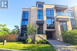 82 PONY FARM DRIVE Toronto, ON M9R 0B3