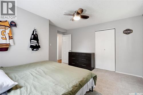 1054 Clifton Avenue, Moose Jaw, SK 