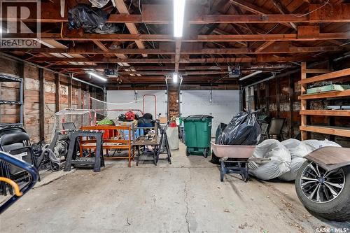 1054 Clifton Avenue, Moose Jaw, SK 