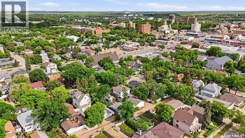 1054 Clifton Avenue, Moose Jaw, SK 