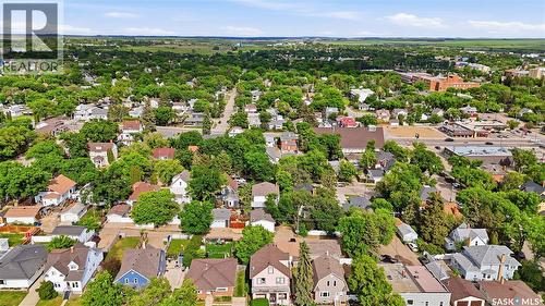 1054 Clifton Avenue, Moose Jaw, SK 