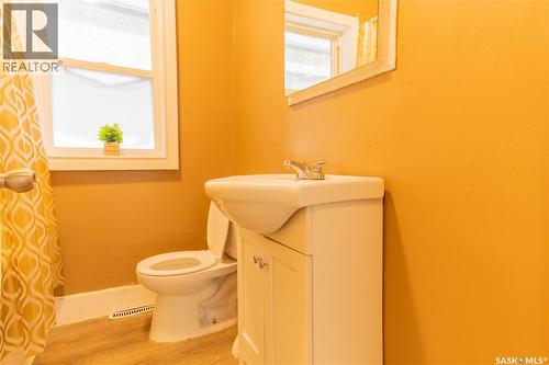 1175 Queen Street, Regina, SK 