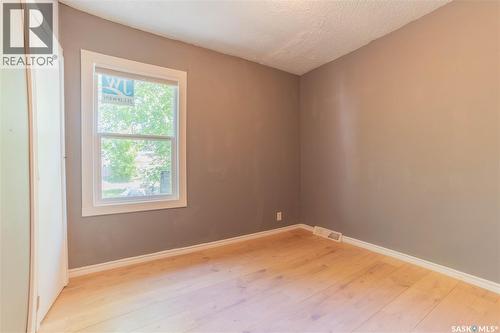 1175 Queen Street, Regina, SK 