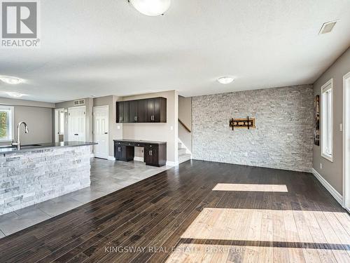15 - 275 Old Huron Road E, Kitchener, ON 