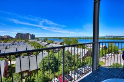 904-7680 Boul. Marie-Victorin Brossard, QC J4W 3L2