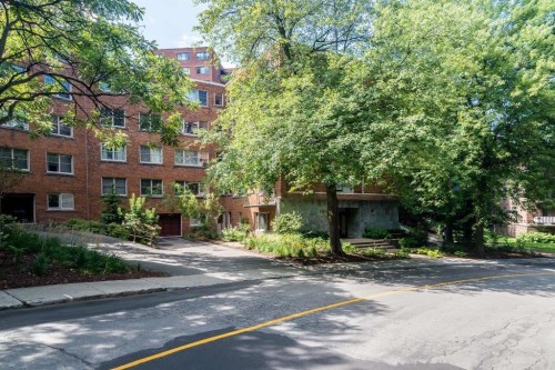 Façade - 205-3465 Av. Ridgewood, Montréal (Côte-Des-Neiges/Notre-Dame-De-Grâce), QC 