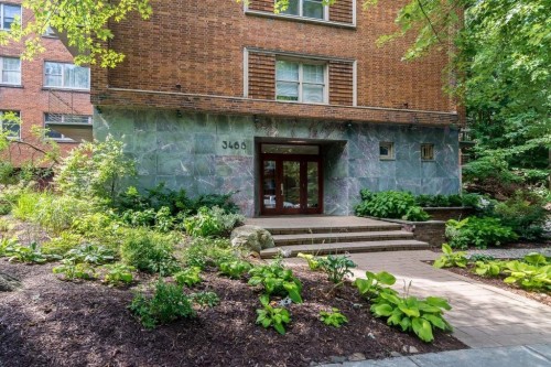 Façade - 205-3465 Av. Ridgewood, Montréal (Côte-Des-Neiges/Notre-Dame-De-Grâce), QC 