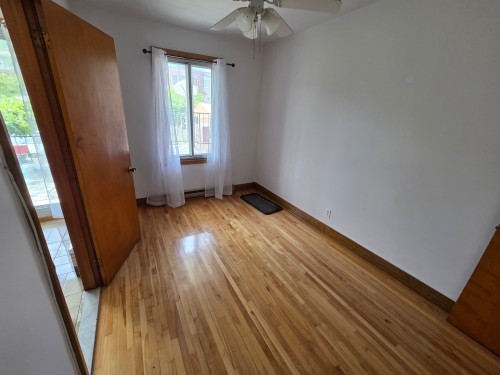 Chambre à coucher - 1-8008 Rue Chabot, Montréal (Villeray/Saint-Michel/Parc-Extension), QC 