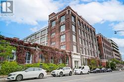 404A - 245 CARLAW AVENUE Toronto, ON M4M 2S1