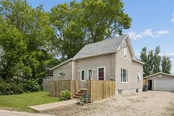 17 Railway ST  St Jean Baptiste, MB R0G 2B0