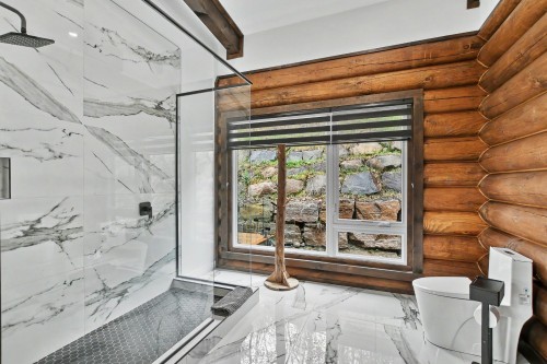 Bathroom - 130 Allée Du 2E, Mont-Blanc, QC 