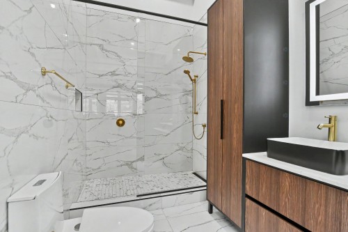 Master Bathroom - 130 Allée Du 2E, Mont-Blanc, QC 