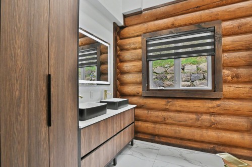 Master Bathroom - 130 Allée Du 2E, Mont-Blanc, QC 
