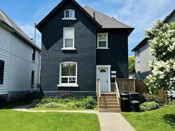 205 Marks Street N Thunder Bay, ON P7C 4E9