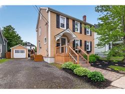 16 Norwood AVE Moncton, NB E1C 6L7