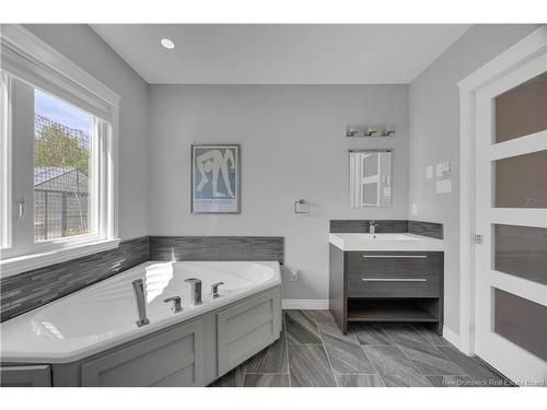 23 Bonanza Dr, Quispamsis, NB 