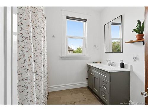 244 Cameron St, Moncton, NB 