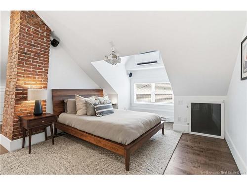 244 Cameron St, Moncton, NB 