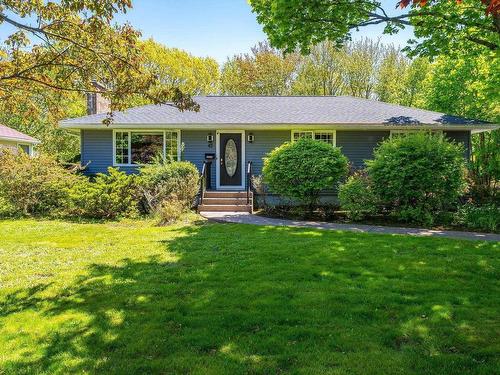 42 Castle Hill Drive, Halifax, NS 