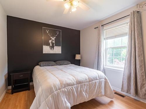 23 Macfarlane Street, Lake Echo, NS 