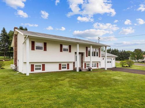8 Oakland Drive, Charlottetown, PE 