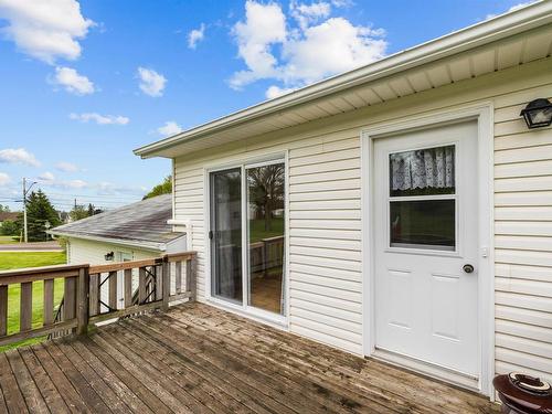 8 Oakland Drive, Charlottetown, PE 