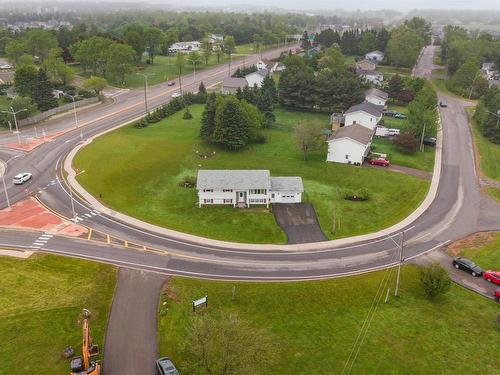 8 Oakland Drive, Charlottetown, PE 