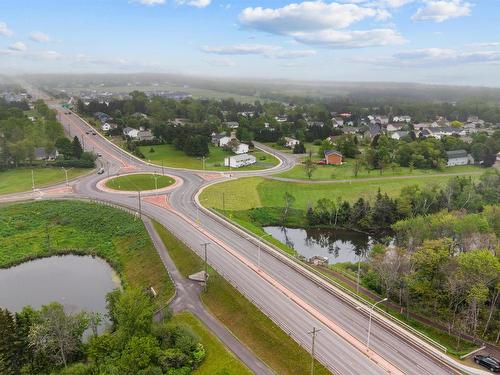8 Oakland Drive, Charlottetown, PE 