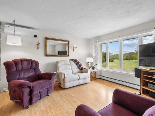 8 Oakland Drive, Charlottetown, PE 